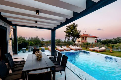 Luxury Villa with Pool for Sale in Polychrono Halkidiki 5