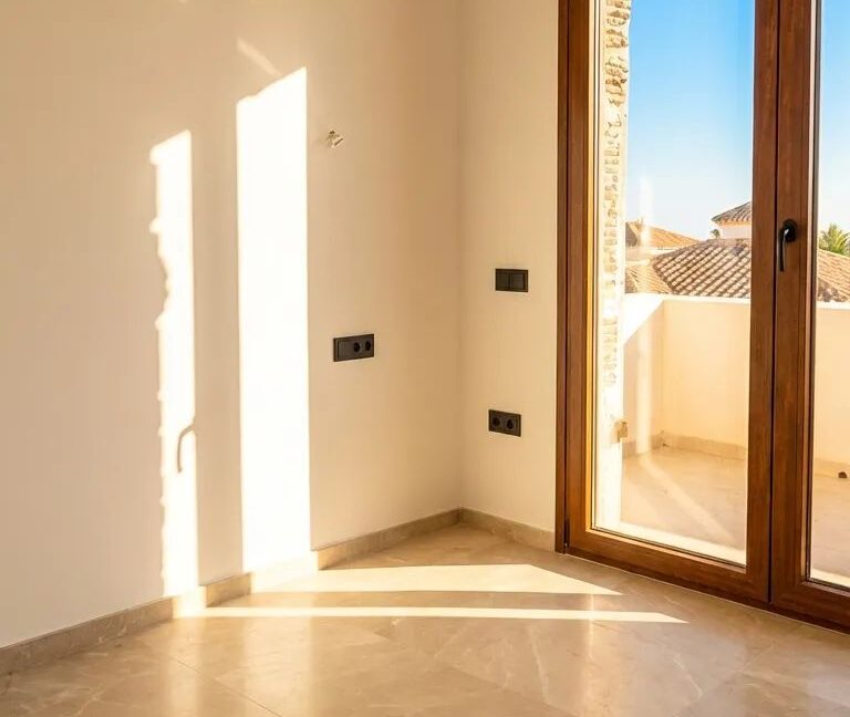 Modern Sea-View Villa with Pool for Sale in Syros, Aegean2