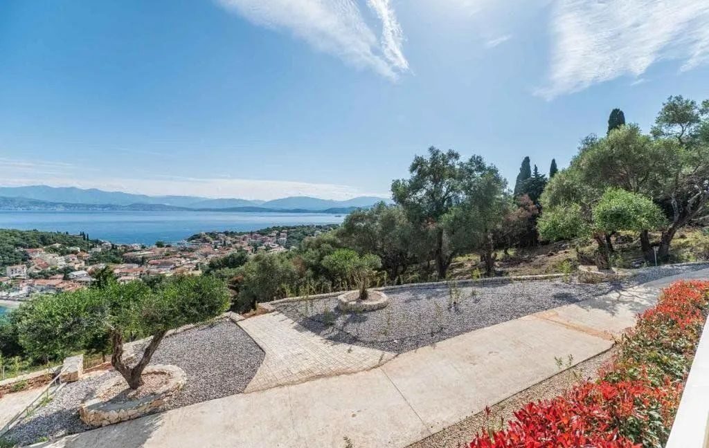 Panoramic Sea-View Villa for Sale in Kassiopi Corfu 12
