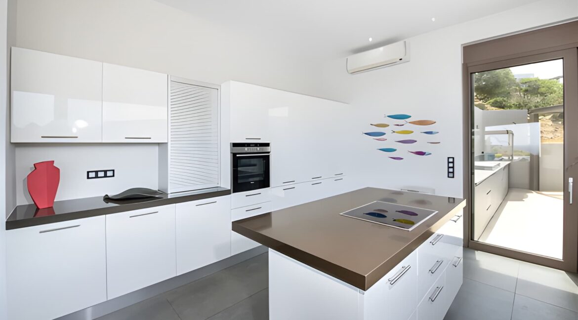 Seafront Luxury in Chania for sale 10