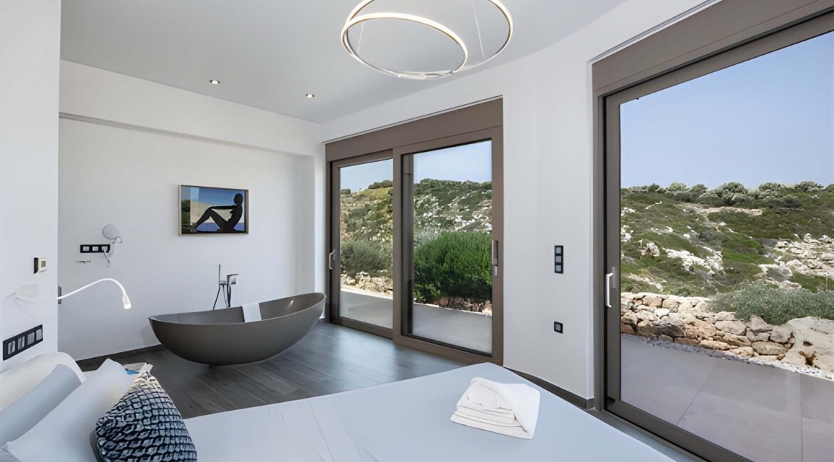 Seafront Luxury in Chania for sale 6