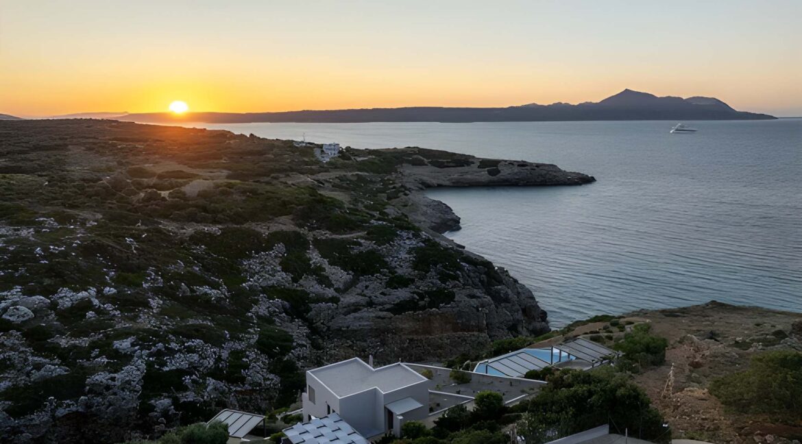 Seafront Luxury in Chania for sale 8