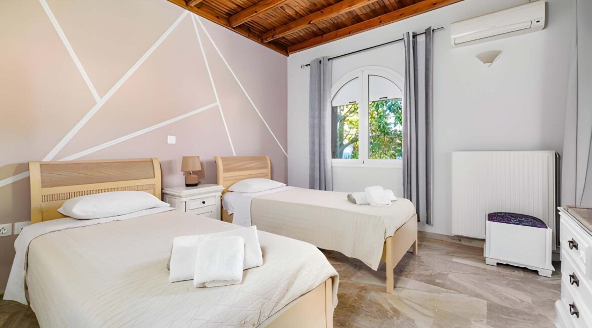 Seafront Villa for Sale in Corfu 4