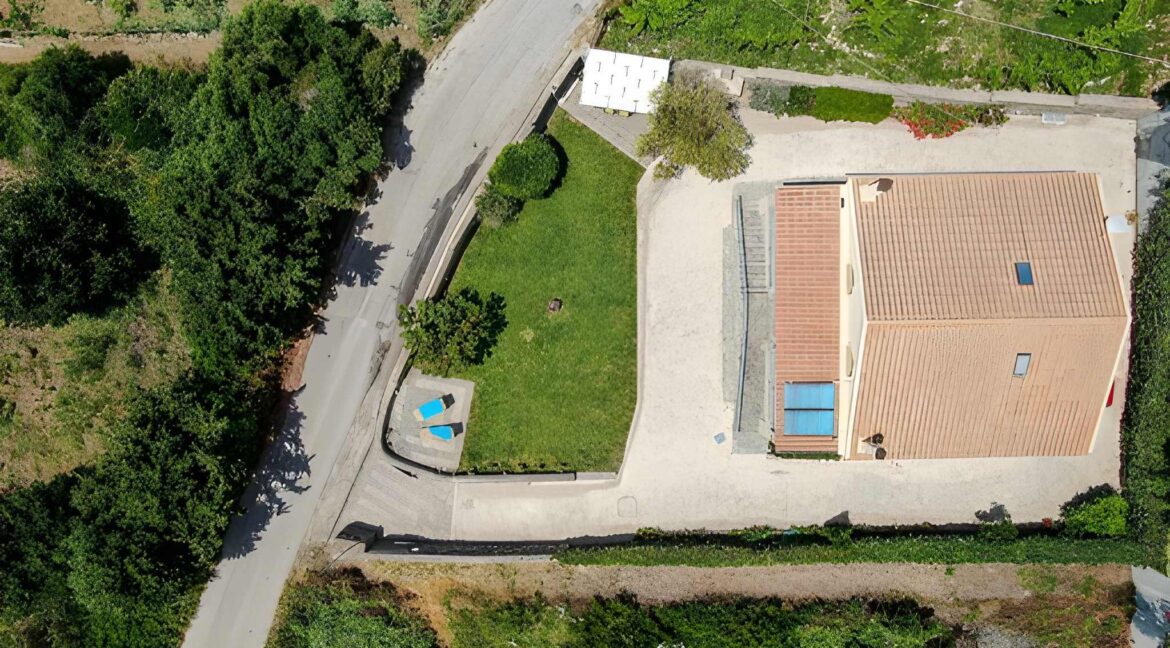 Seafront Villa for Sale in Corfu 6