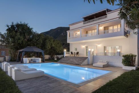 Seafront Villa for Sale in Corfu, Greece 10