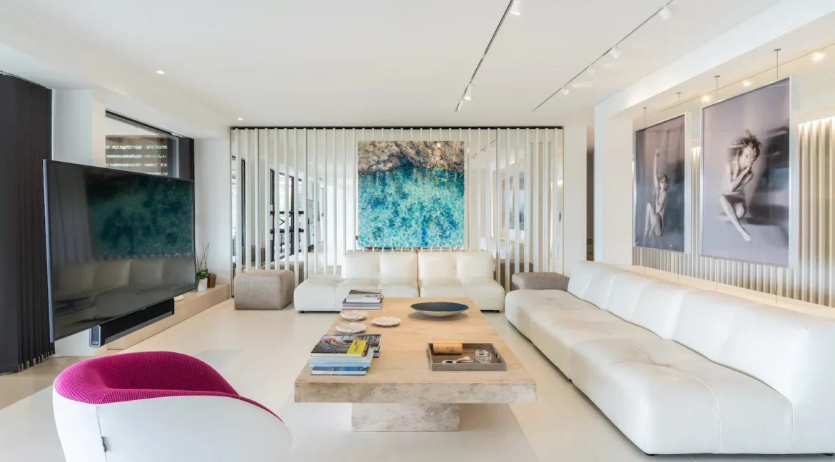 Seafront Villa in Athens for sale with Private Beach 21