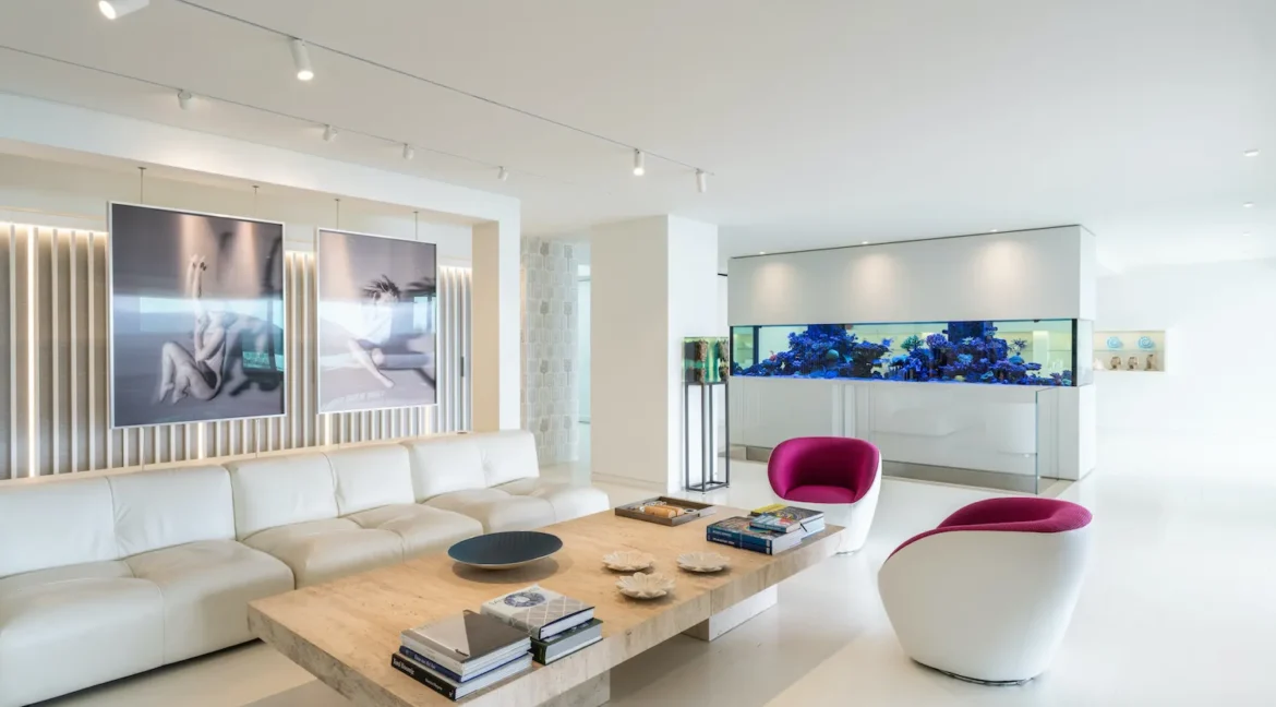 Seafront Villa in Athens for sale with Private Beach 24