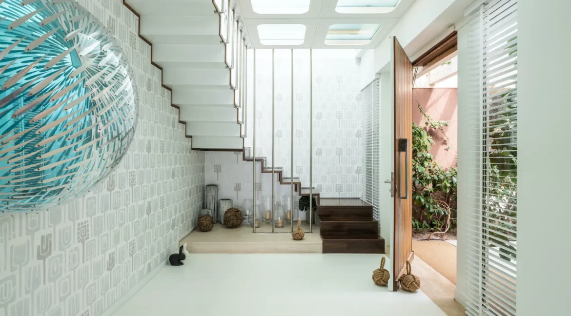 Seafront Villa in Athens for sale with Private Beach 25