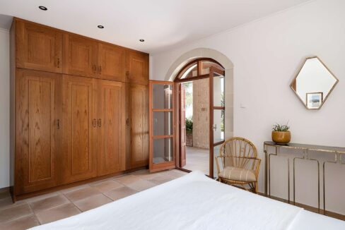 Stone Mansion for Sale in Crete, near Rethymno 1