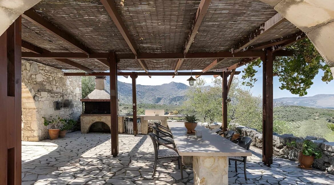 Stone Mansion for Sale in Crete, near Rethymno 10