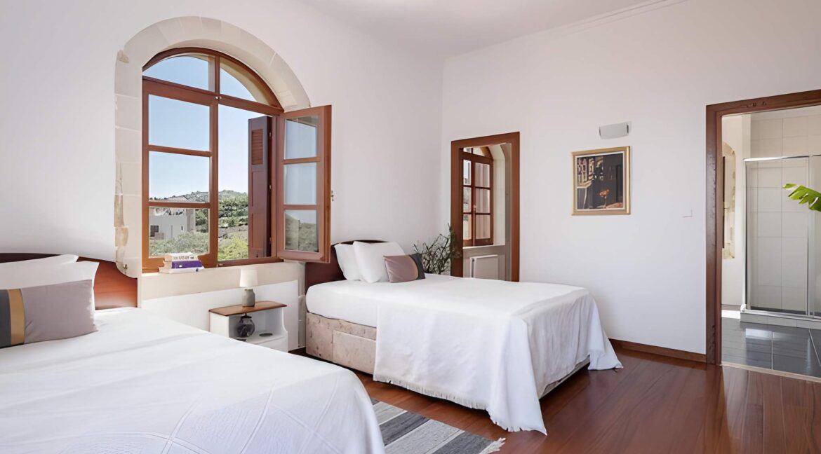 Stone Mansion for Sale in Crete, near Rethymno 4
