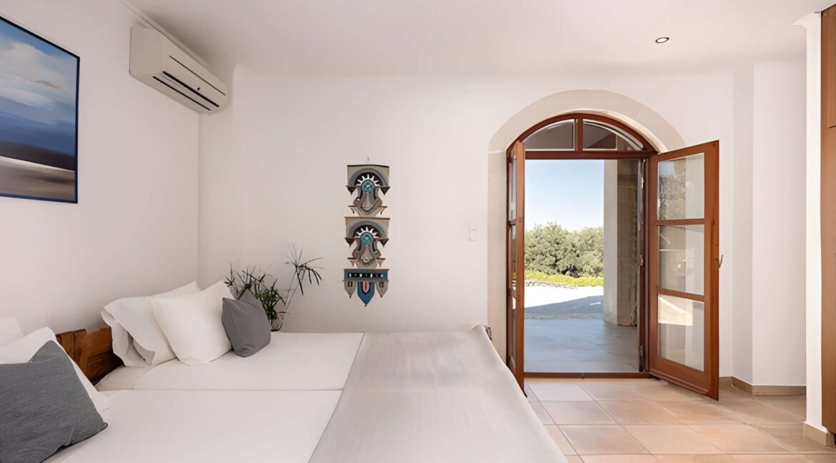 Stone Mansion for Sale in Crete, near Rethymno 5