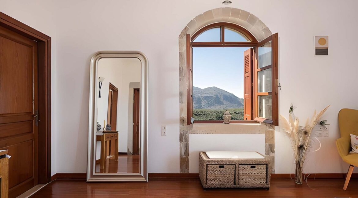 Stone Mansion for Sale in Crete, near Rethymno 6