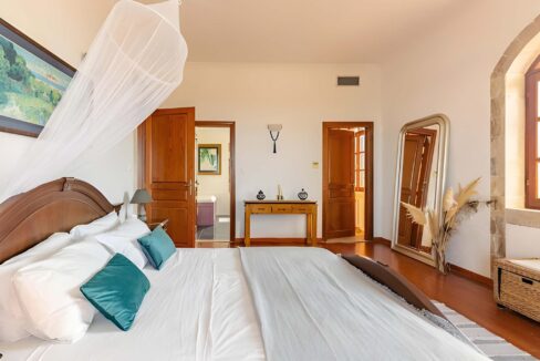 Stone Mansion for Sale in Crete, near Rethymno 9