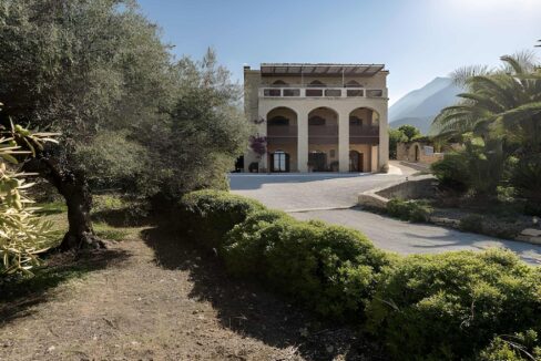 Stone Mansion for Sale in Crete, near Rethymno 9