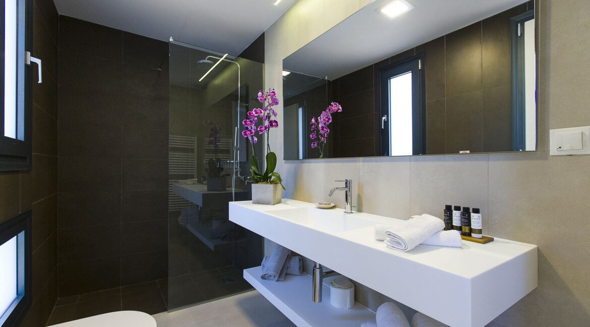 Two Luxury Villas for Sale in Halikounas Corfu 24