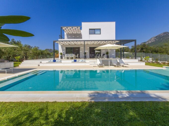 Two Luxury Villas for Sale in Halikounas Corfu