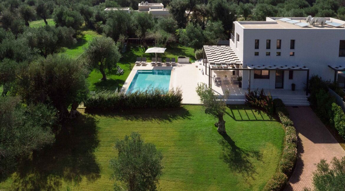 Two Luxury Villas for Sale in Halikounas Corfu 9