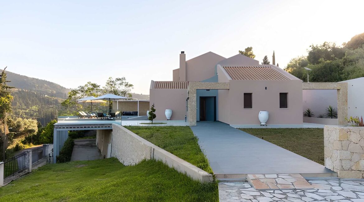 Villa for Sale near Corfu Town 1
