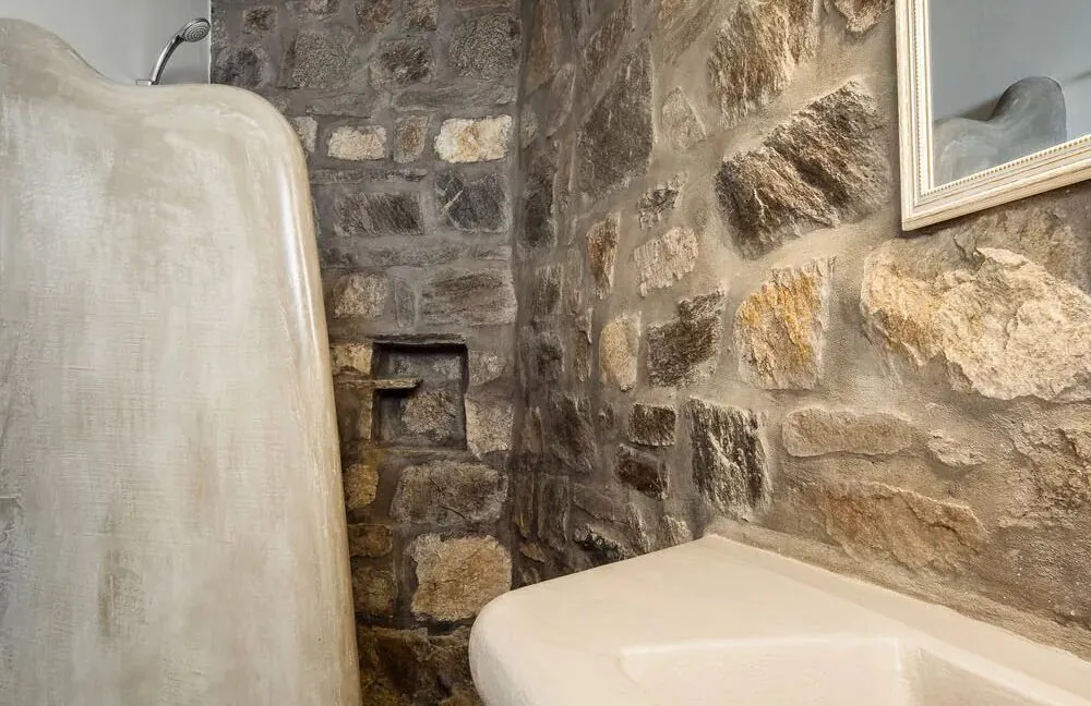 Villa for sale in Serifos island, above Vagia Beach 11
