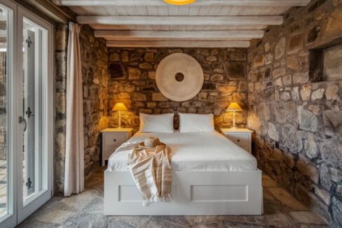 Villa for sale in Serifos island, above Vagia Beach 17