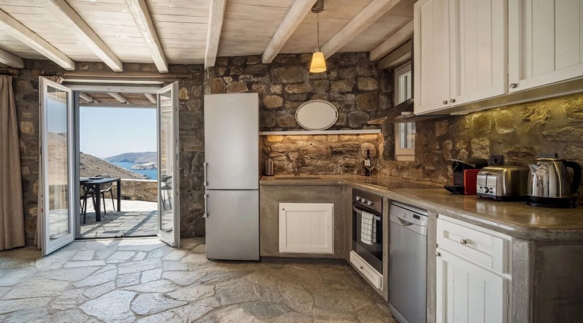Villa for sale in Serifos island, above Vagia Beach 22