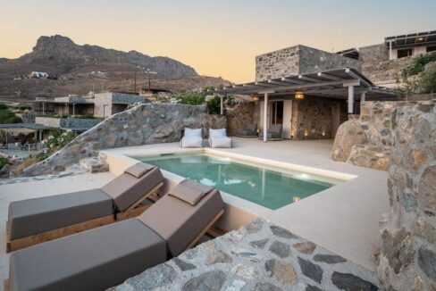 Villa for sale in Serifos island, above Vagia Beach 29