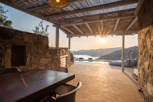 Villa for sale in Serifos island, above Vagia Beach 34