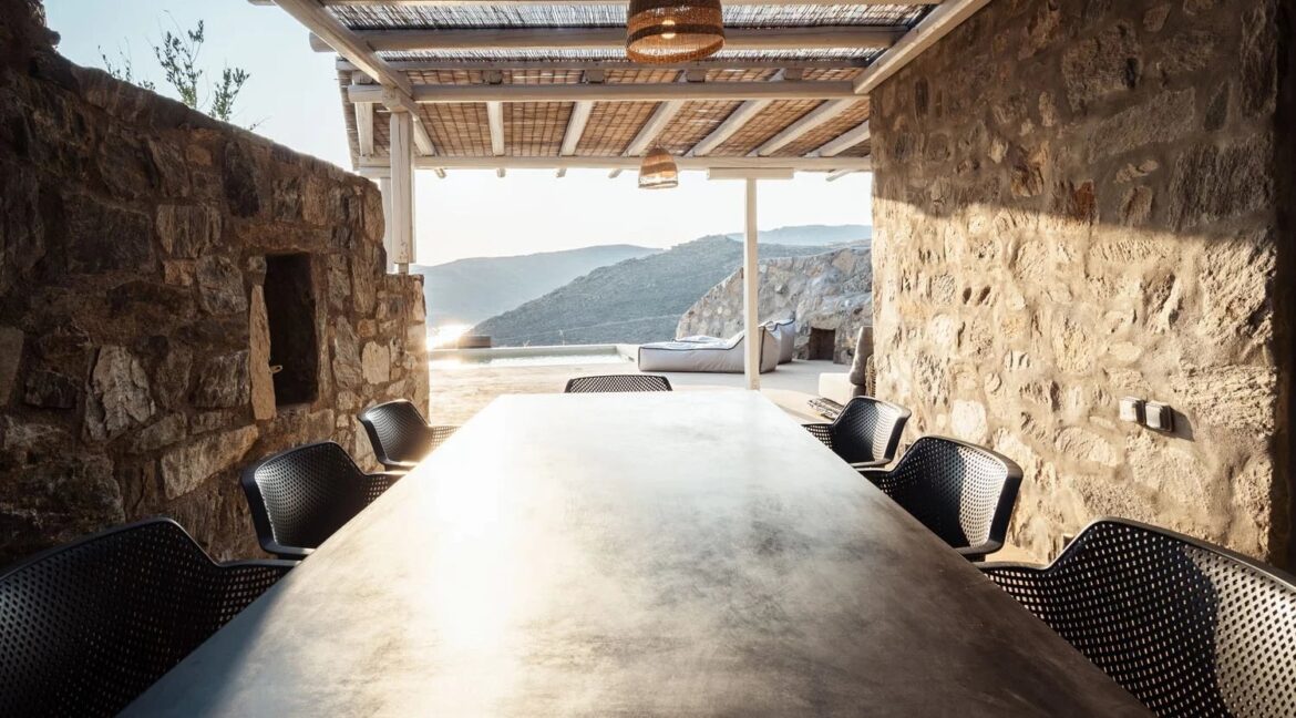 Villa for sale in Serifos island, above Vagia Beach 37