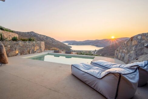 Villa for sale in Serifos island, above Vagia Beach 47