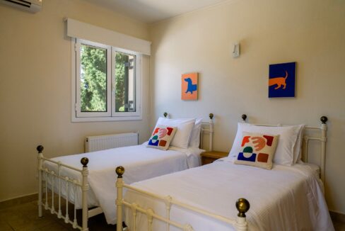 Villa with Pool for Sale in Northeast Corfu 2