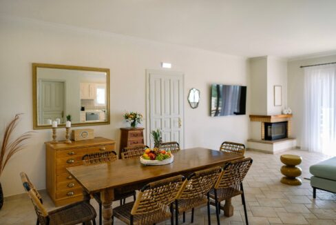 Villa with Pool for Sale in Northeast Corfu 23