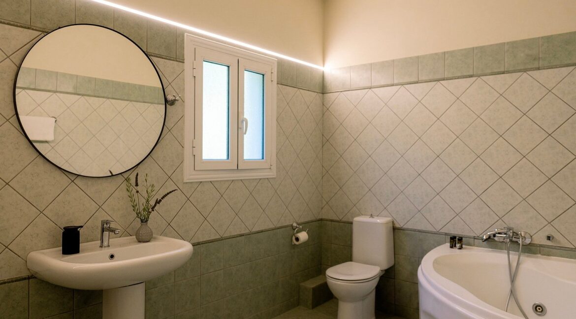 Villa with Pool for Sale in Northeast Corfu 9