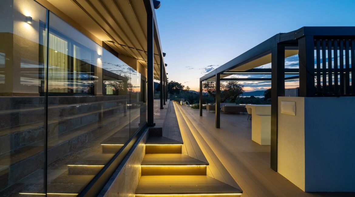 Villa with Pool for Sale in Vourvourou Sithonia Halkidiki 15