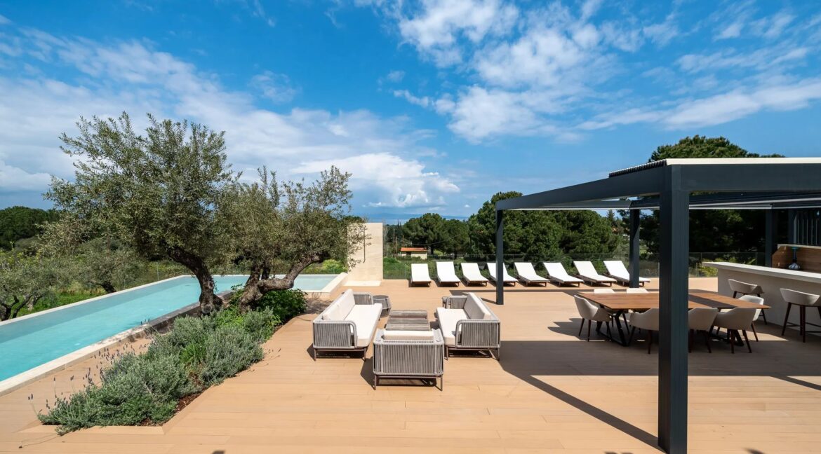 Villa with Pool for Sale in Vourvourou Sithonia Halkidiki 22