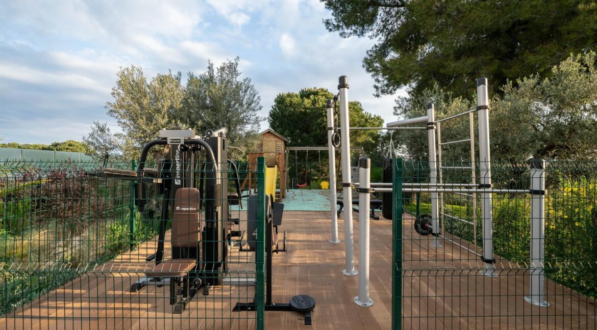 Villa with Pool for Sale in Vourvourou Sithonia Halkidiki 23