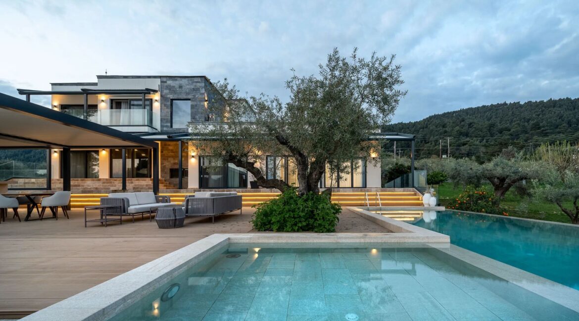 Villa with Pool for Sale in Vourvourou Sithonia Halkidiki 26