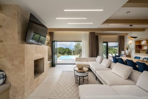 Villa with Pool for Sale in Vourvourou Sithonia Halkidiki 7