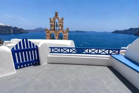 Cave House for sale in Oia