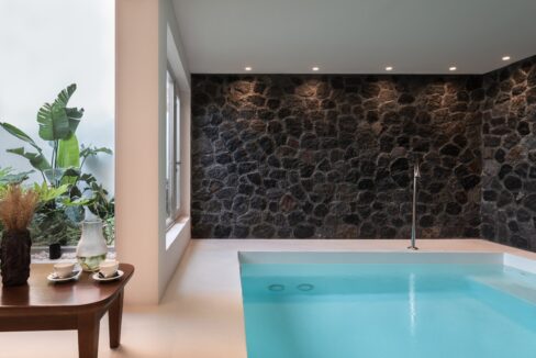 Luxury Caldera Hotel for Sale in Imerovigli Santorini 3