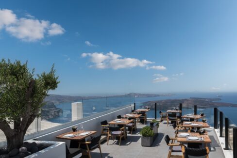 Luxury Caldera Hotel for Sale in Imerovigli Santorini 4