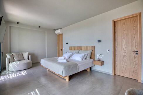 Luxury Villa Estate for Sale in Naxos – Vivlos 14