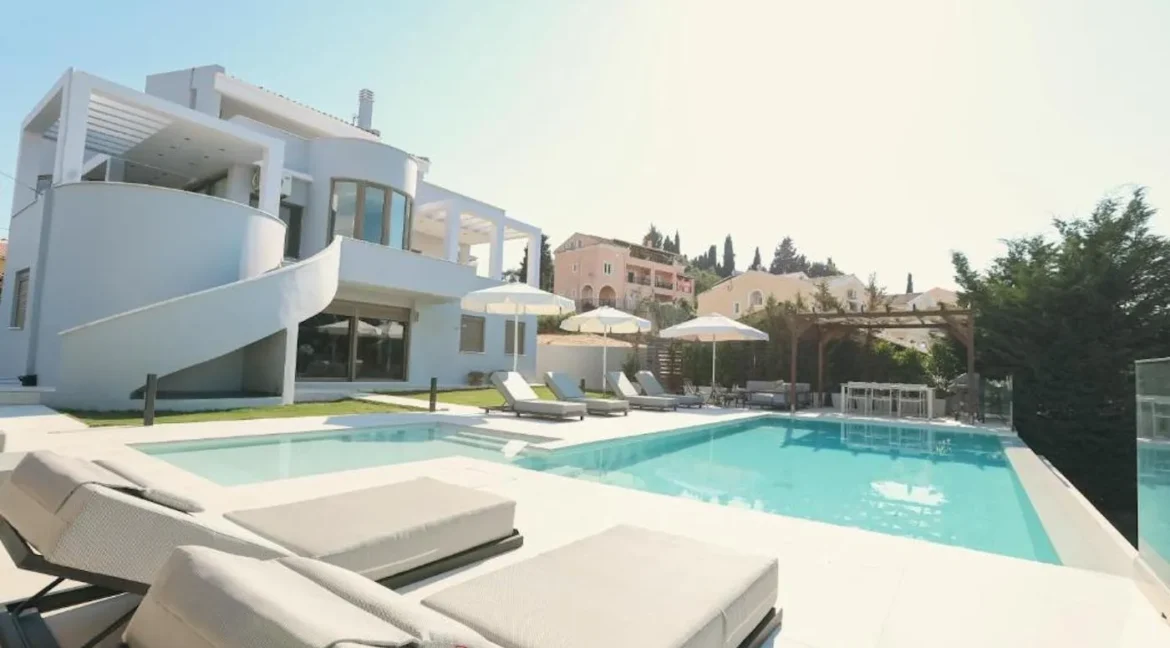 Luxury Villa for Sale in Corfu, Central Corfu 17