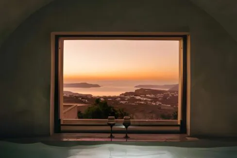 Modern House for Sale in Pyrgos Santorini 2