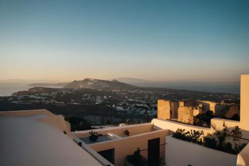 Modern House for Sale in Pyrgos Santorini 6