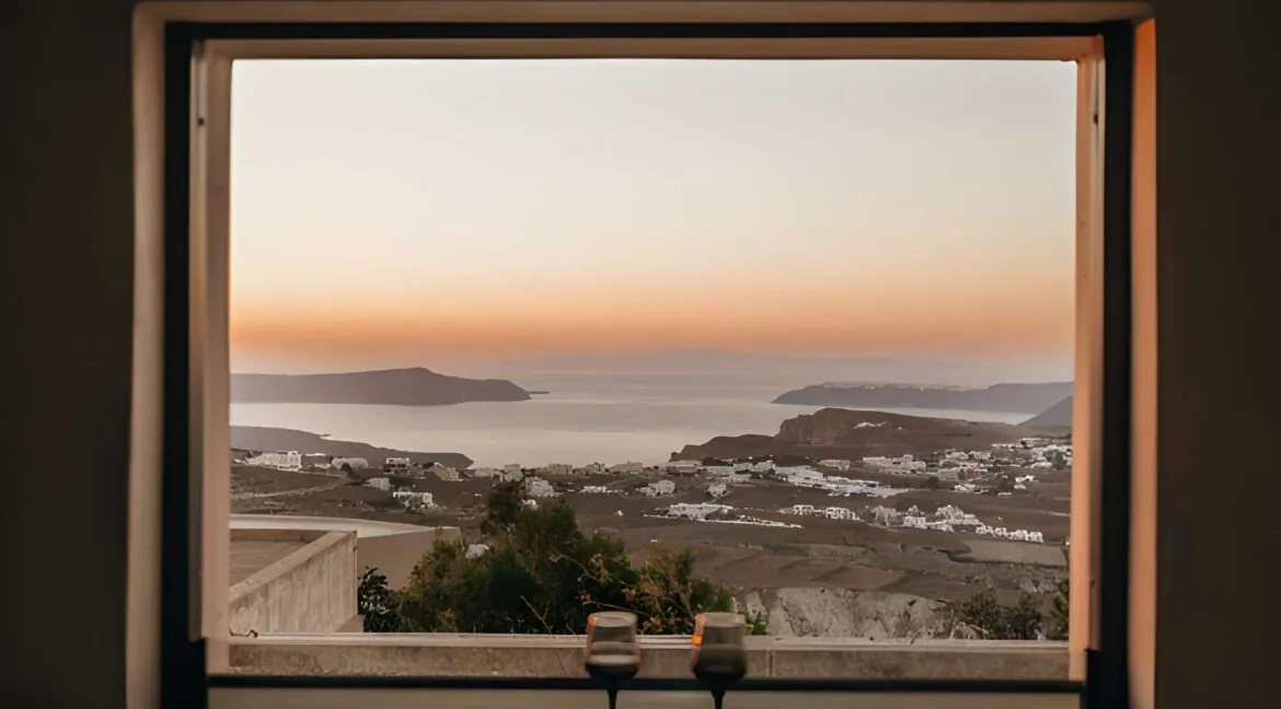 Modern House for Sale in Pyrgos Santorini 8