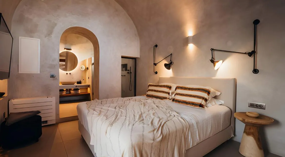 Modern House for Sale in Pyrgos Santorini 8