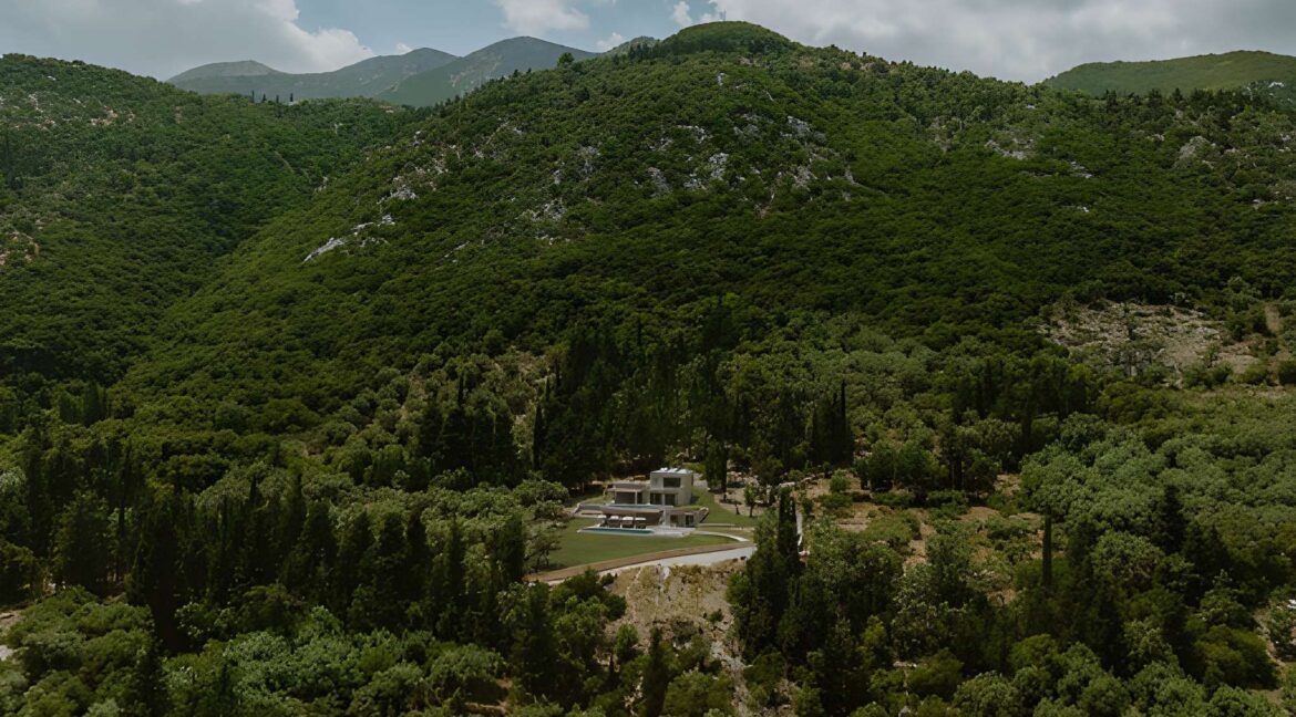 NEW villa with swimming pool for sale in Lefkada, Nidri 10