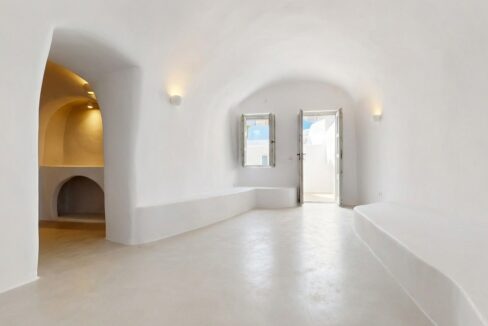 Property for Sale in Messaria Santorini 3
