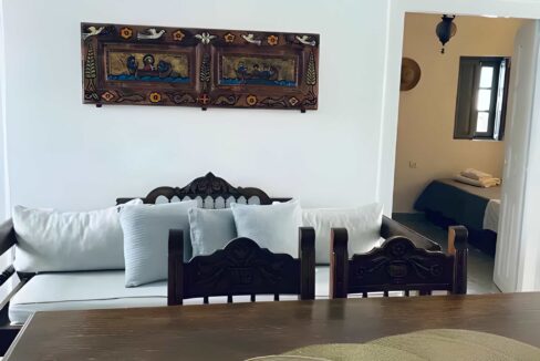 Traditional House for Sale in Finikia Santorini 19